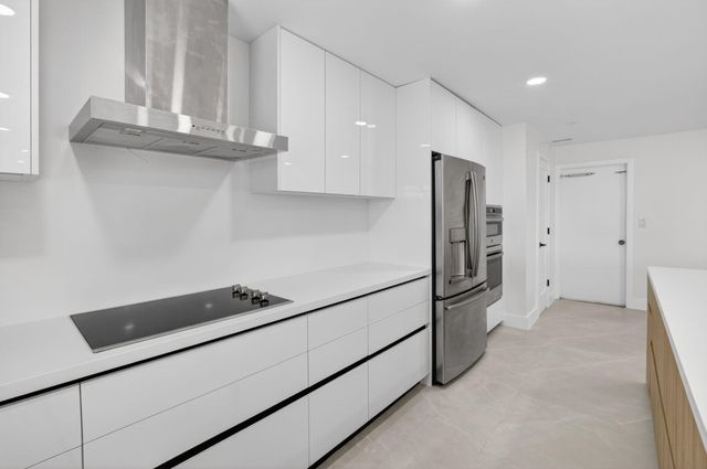 20203 Back Nine Drive, Boca Raton, FL 33498