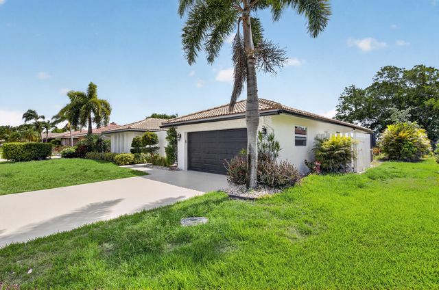 20203 Back Nine Drive, Boca Raton, FL 33498