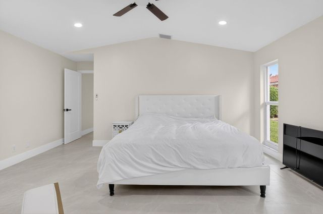 20203 Back Nine Drive, Boca Raton, FL 33498
