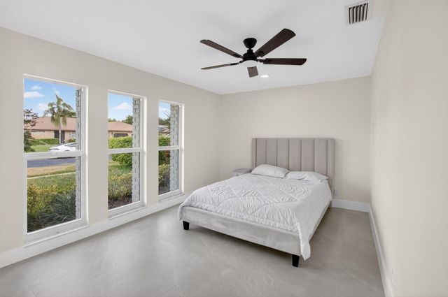 20203 Back Nine Drive, Boca Raton, FL 33498