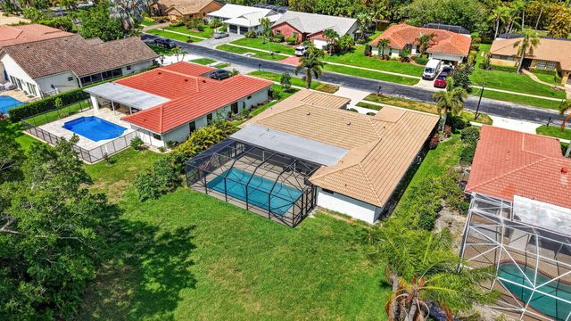20203 Back Nine Drive, Boca Raton, FL 33498