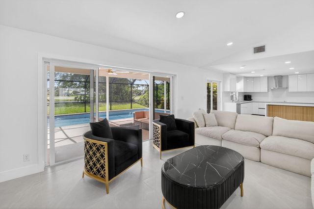 20203 Back Nine Drive, Boca Raton, FL 33498