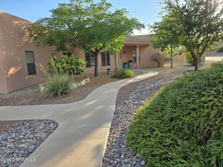 3031 Cheyenne Drive, Las Cruces, NM 88011