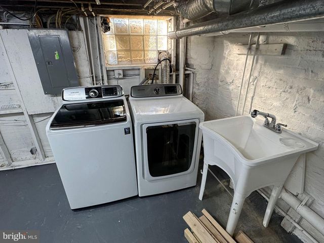 156 N HAVEN ST, Baltimore, MD 21224