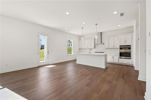 230 East Harbor Drive, Dawsonville, GA 30534