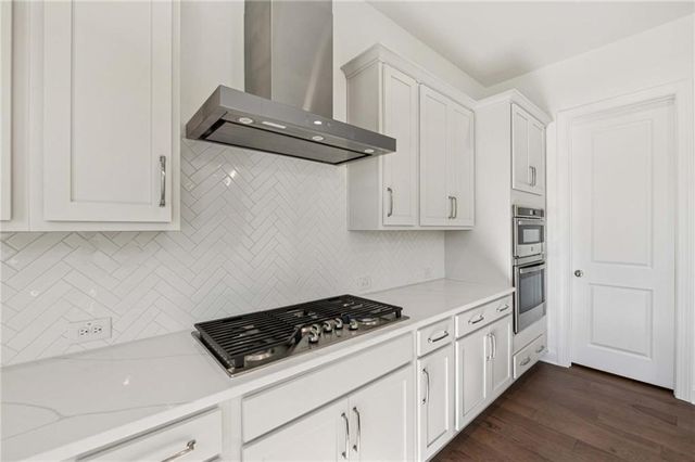 230 East Harbor Drive, Dawsonville, GA 30534