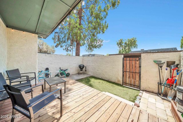 8121 N 32ND Drive, Phoenix, AZ 85051