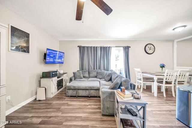 8121 N 32ND Drive, Phoenix, AZ 85051