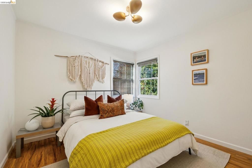 Image 25 of property listing at 738 Ventura St, Richmond, CA 94805