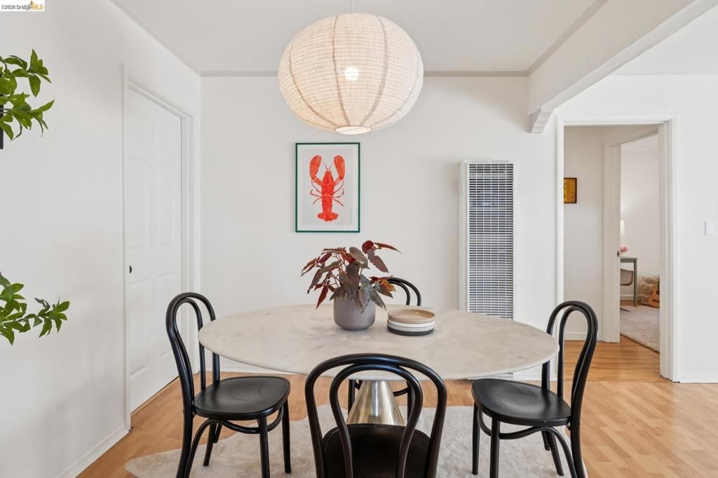 Image 28 of property listing at 738 Ventura St, Richmond, CA 94805