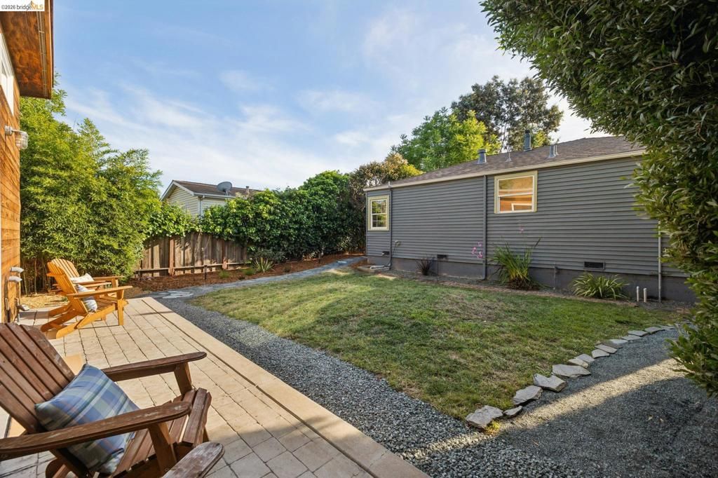 Image 55 of property listing at 738 Ventura St, Richmond, CA 94805