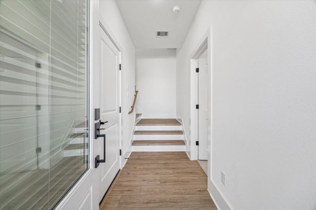 5608 Azores, Houston, TX 77091