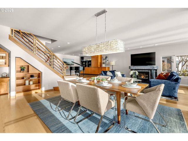 1463 Se COLUMBIA Way, Vancouver, WA 98661