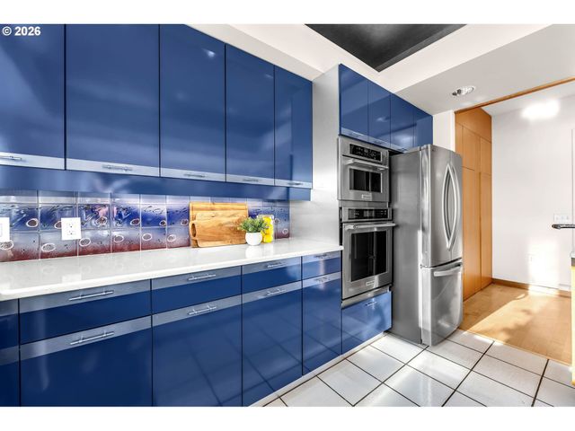 1463 Se COLUMBIA Way, Vancouver, WA 98661