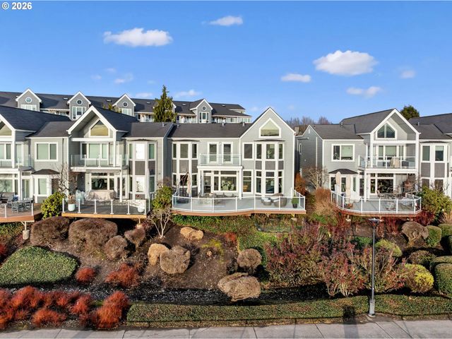 1463 Se COLUMBIA Way, Vancouver, WA 98661