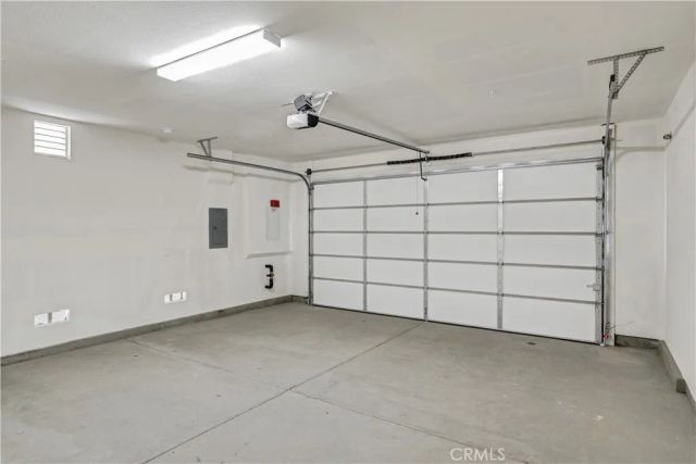 6470 Marblebrook Avenue, Hesperia, CA 92345