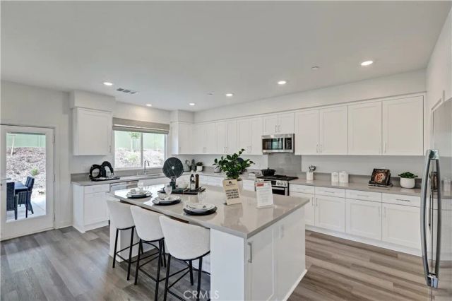 6470 Marblebrook Avenue, Hesperia, CA 92345