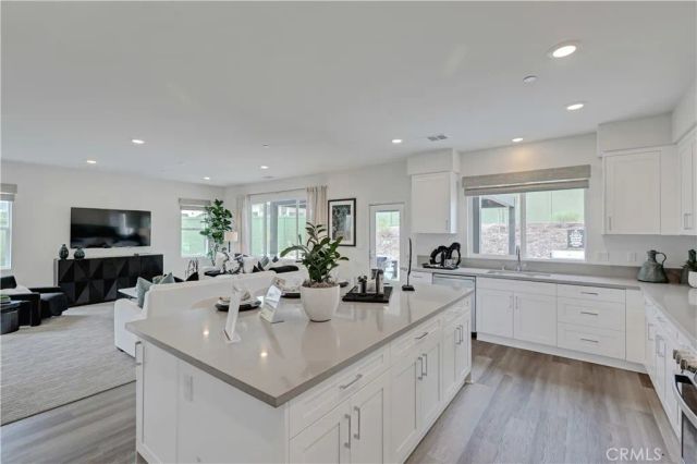 6470 Marblebrook Avenue, Hesperia, CA 92345