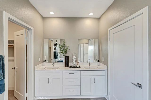 6470 Marblebrook Avenue, Hesperia, CA 92345