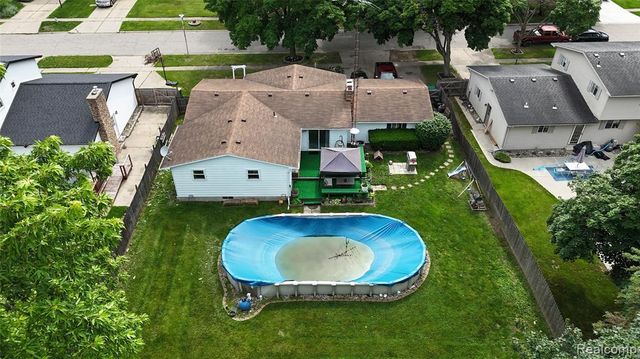 527 Leland Street, Flushing, MI 48433