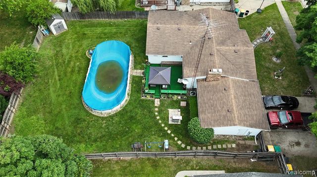 527 Leland Street, Flushing, MI 48433