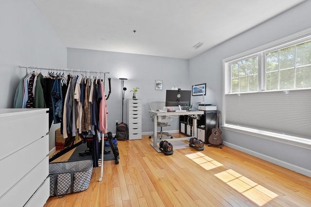 36 Cambridge Rd 44, Woburn, MA 01801