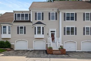 36 Cambridge Rd 44, Woburn, MA 01801