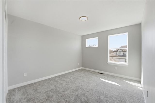 505 SW Newport Drive, Blue Springs, MO 64014