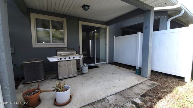 2303 SUNSET BLUFF Drive, Jacksonville, FL 32216