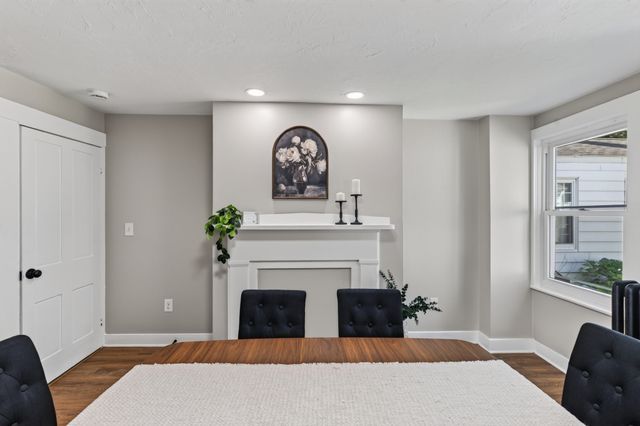 72 Chestnut St 72, Clinton, MA 01510