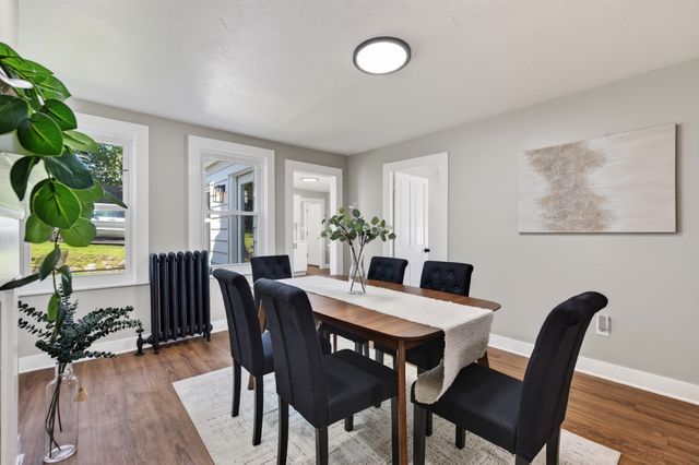 72 Chestnut St 72, Clinton, MA 01510