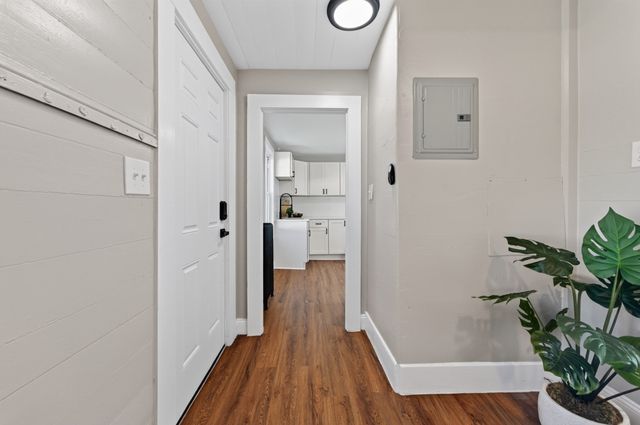 72 Chestnut St 72, Clinton, MA 01510