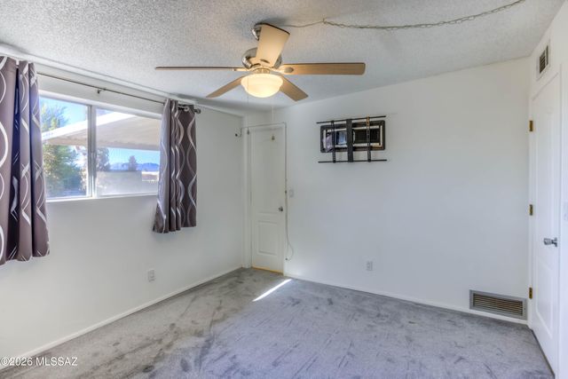 3553 W Eastham Lane, Tucson, AZ 85741