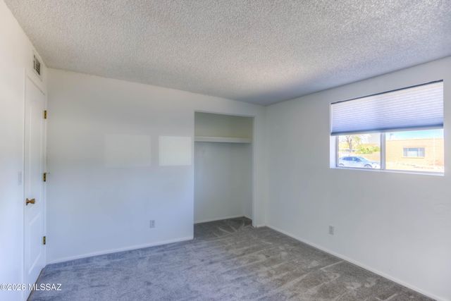 3553 W Eastham Lane, Tucson, AZ 85741