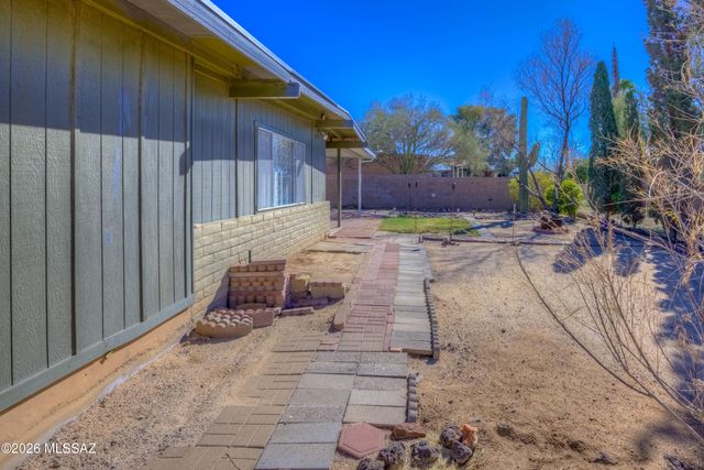 3553 W Eastham Lane, Tucson, AZ 85741