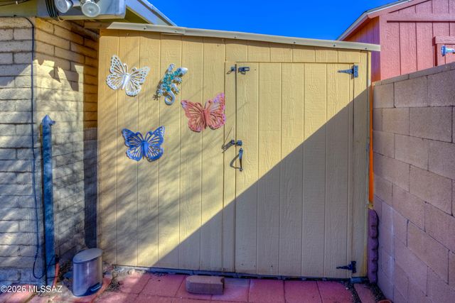 3553 W Eastham Lane, Tucson, AZ 85741