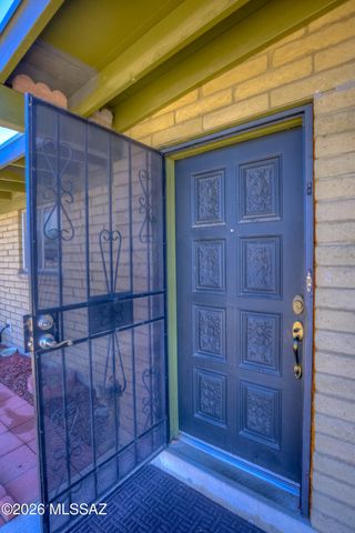 3553 W Eastham Lane, Tucson, AZ 85741