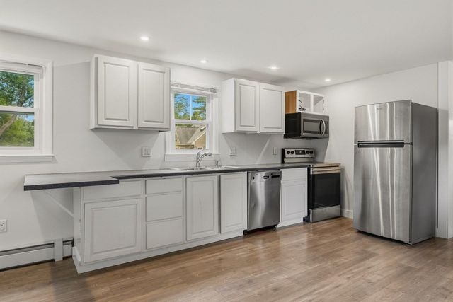 30 River Street, Exeter, NH 03833