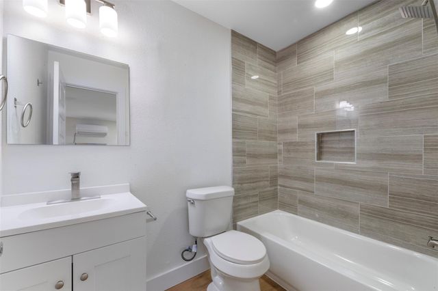 6403 Acorn Forest Drive, Houston, TX 77088