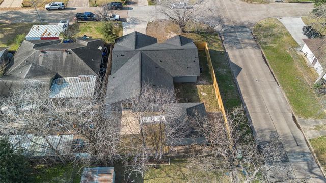 6403 Acorn Forest Drive, Houston, TX 77088