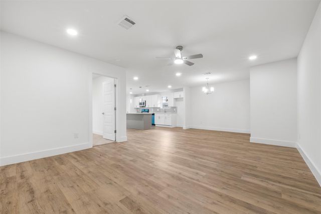 6403 Acorn Forest Drive, Houston, TX 77088