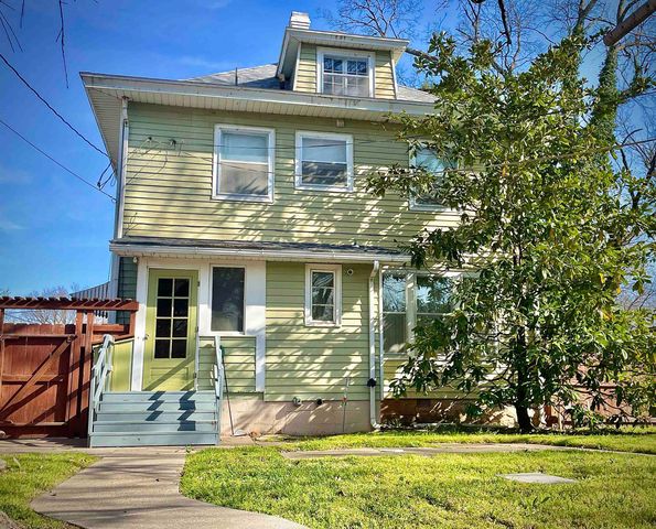 507 W 9th, Winfield, KS 67156