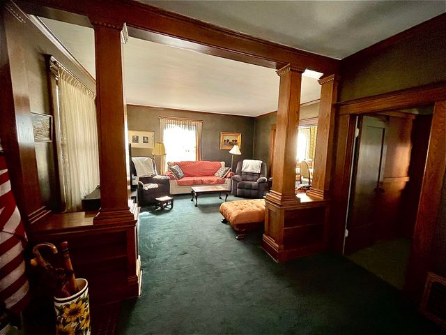 507 W 9th, Winfield, KS 67156