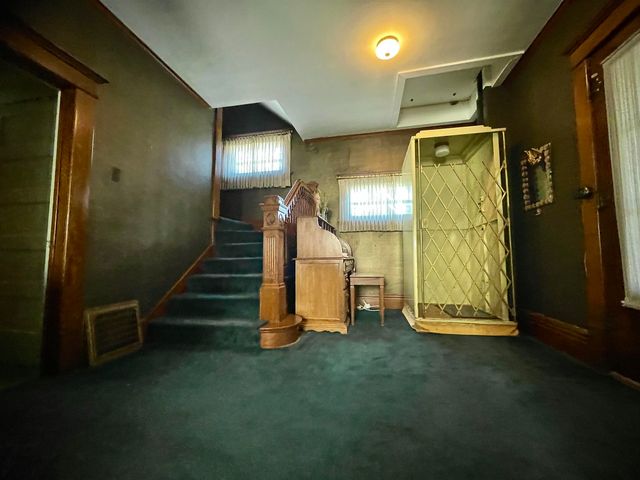 507 W 9th, Winfield, KS 67156