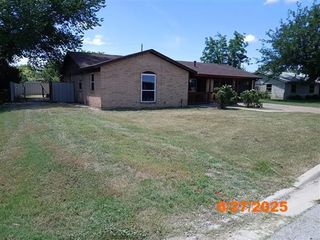 1804 12th Street, Mineral Wells, TX 76067