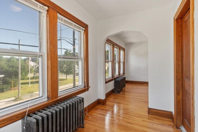 158 Fairhaven Rd, Worcester, MA 01606