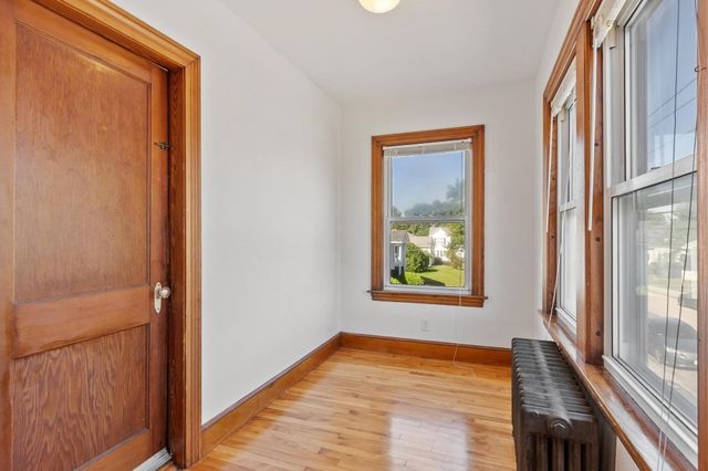 158 Fairhaven Rd, Worcester, MA 01606