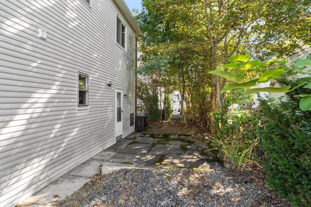 158 Fairhaven Rd, Worcester, MA 01606