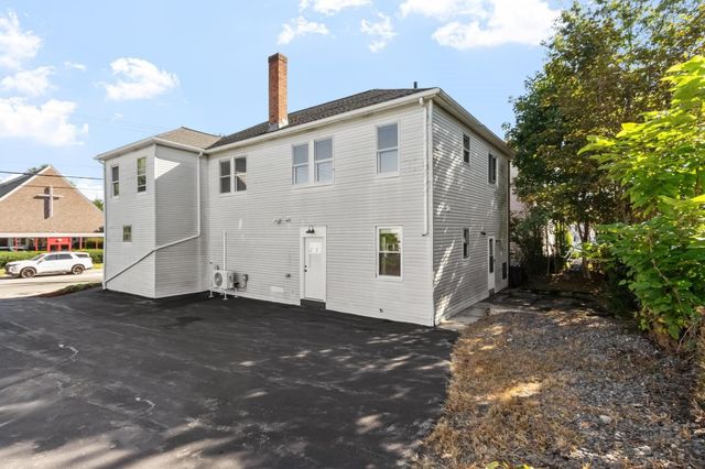 158 Fairhaven Rd, Worcester, MA 01606
