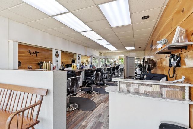 158 Fairhaven Rd, Worcester, MA 01606